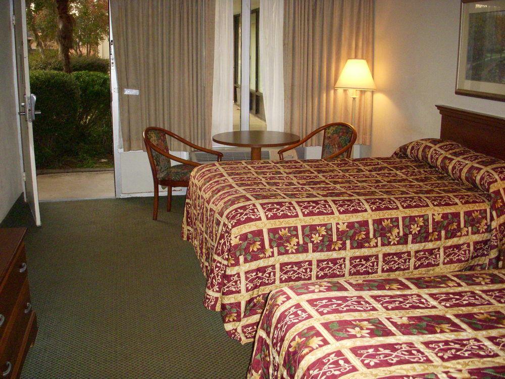 6-natchitoches, La 2* Natchitoches