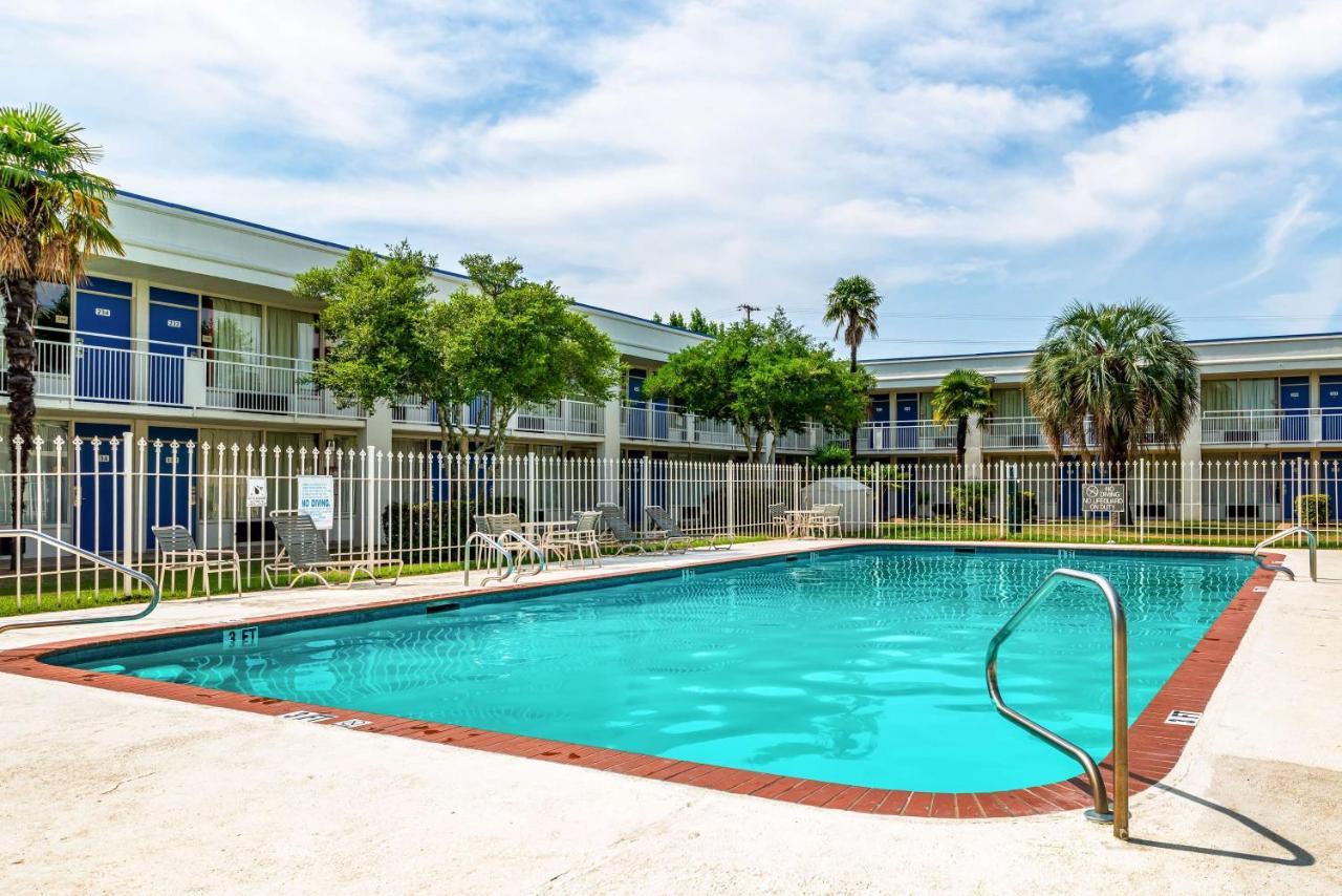 Hotel 6-natchitoches, La 2*